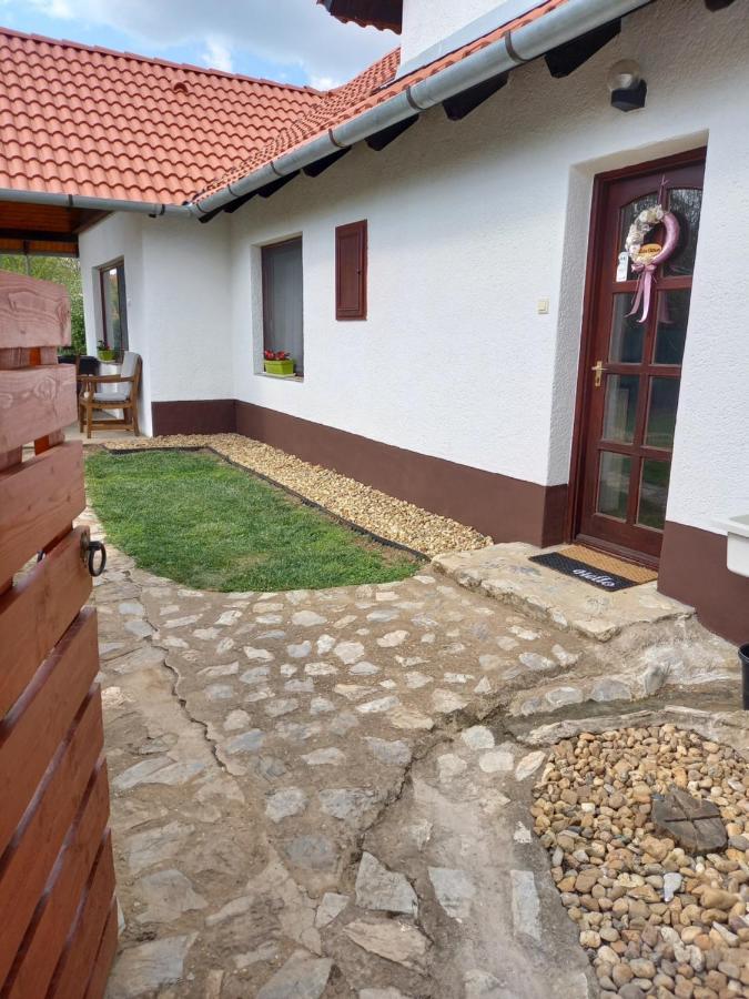 Idill Ueduelohaz Βίλα Tiszafüred Εξωτερικό φωτογραφία